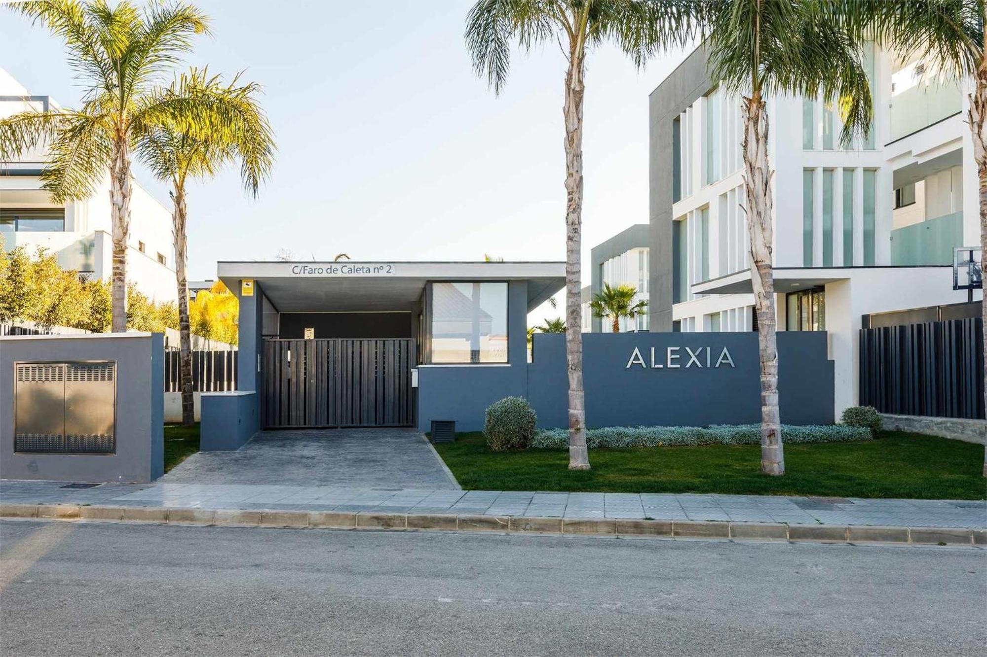 A&N Alexia Apartment Caleta De Velez Luaran gambar